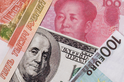 Эксперт спрогнозировал ослабление рубля и&nbsp;рост стоимости акций из-за снижения ключевой ставки