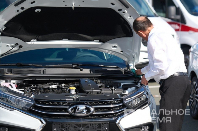 Продажи легковых авто в России снизились на 20% за неделю