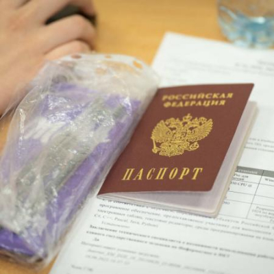 Рособрнадзор запретил досматривать школьников перед сдачей ЕГЭ в этом году