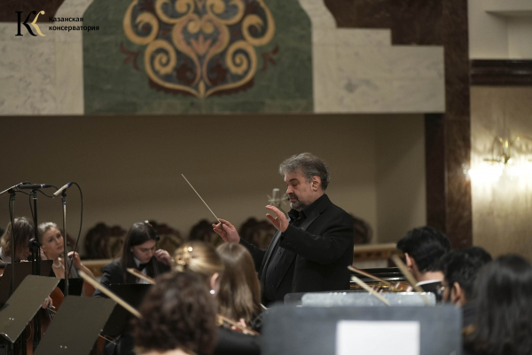 Дулат-Алеев: &laquo;Моцарт и Сальери связаны в мире музыки психологическим триллером&raquo;