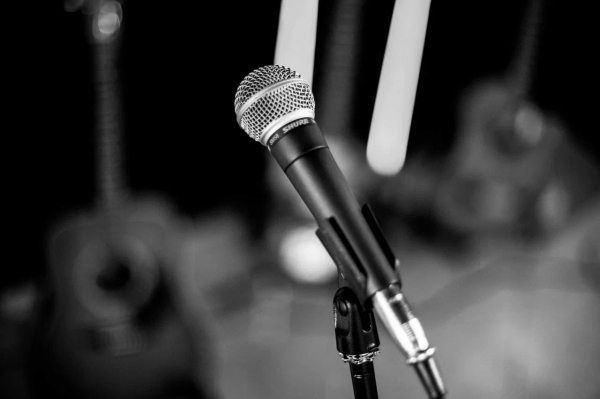 Знаменитость реалити-шоу нашли без признаков жизни в водном канале