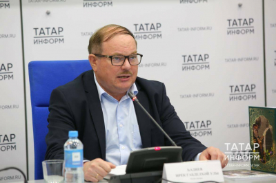 Казанда &laquo;Алабуга һәм Менделеев төбәкләренең ташъязма истәлекләре&raquo; китабын тәкъдим иттеләр