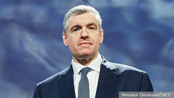 У суда в Ереване вспыхнула потасовка между сторонниками Карапетяна и полицией