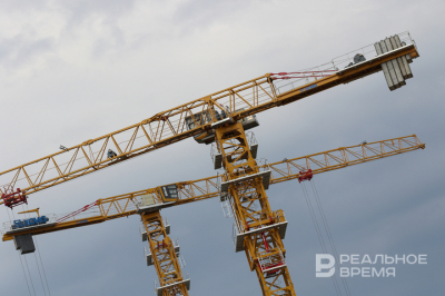 На Бугульминском механическом заводе женщина выпала из кабины крана