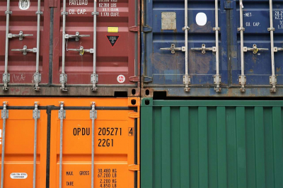 Казахстанские перевозчики получат разрешение на провоз груза до портов Китая