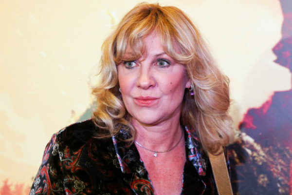 &laquo;Интердевочка&raquo;, ссоры с Нагиевым, &laquo;Чебурашка&raquo;: как живет Елена Яковлева