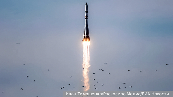 ФСБ: Подростки жгли объекты в Подмосковье ради девушек из Telegram