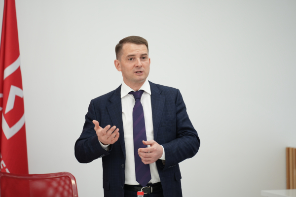 Депутат Нилов: в Госдуму внесут законопроект об адаптивном больничном