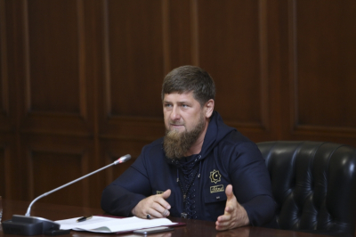 В аэропорту Грозного проводили добровольцев, отправляющихся в зону СВО