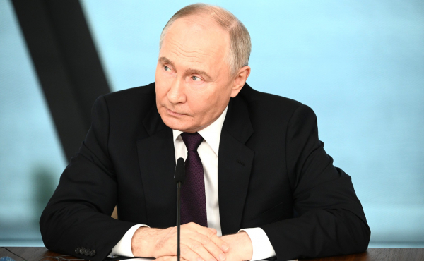 &laquo;Между Сциллой и Харибдой&raquo; &mdash; Путин обозначил одну из главных задач для регионов России