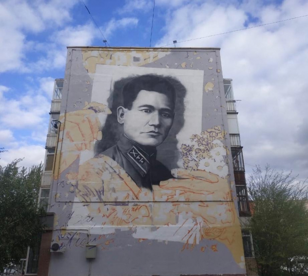 Вышла в свет книга о Бауыржане Момышулы