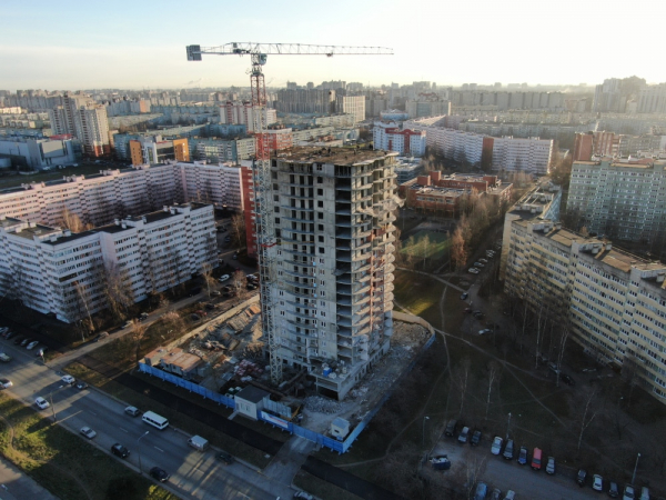 В Костанае рабочего уволили после критики новостройки