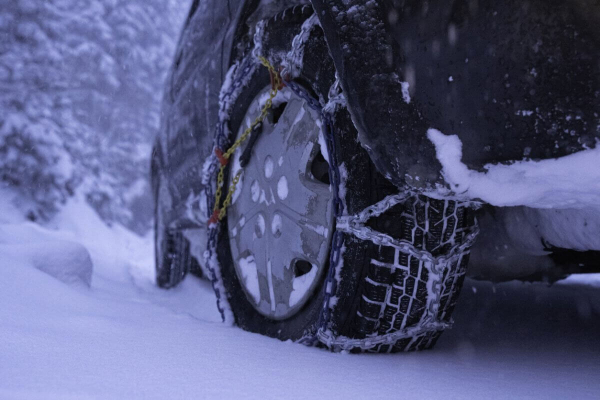 Казахстанские водители отказываются от эвакуации, предпочитая спасение автомобилей – МЧС