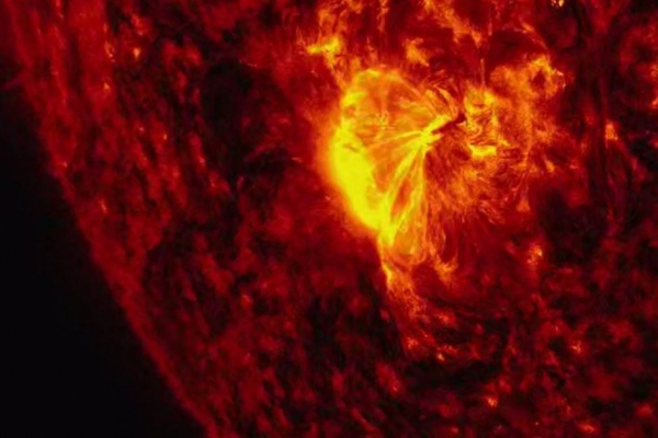 Ученые оценили вероятность новой вспышки класса X на Солнце