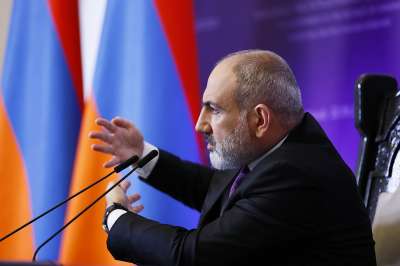 Крастелев назвал предвыборным шумом антироссийские заявления Пашиняна
