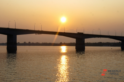 В центре Омска обнаружили нефтяные пятна