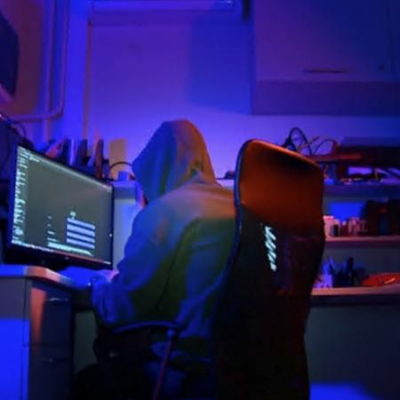 Мошенники начали звонить жителям Татарстана от имени Сарии Сабурской