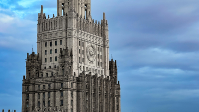 Попов: дипкурьеры РФ должны быть патриотами и физически подготовленными