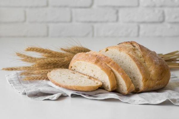 Полезнее обычного: эксперт КФУ развенчала мифы о хлебе на закваске