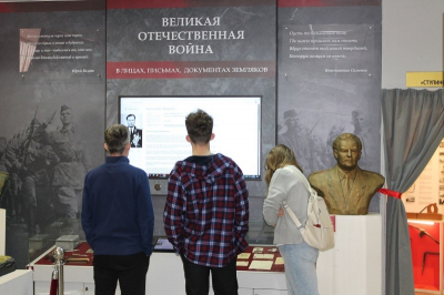 &laquo;Важно прикоснуться к истории&raquo;: в День Победы жители Ступино отправились в историко-краеведческий музей