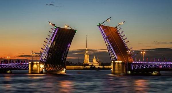 Петербург за свой счет выучит девятиклассников, которые не сдали ОГЭ