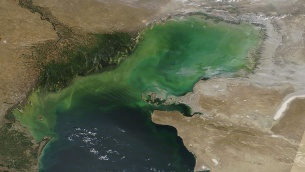 Около 17 млрд кубометров воды направили в Каспийское море