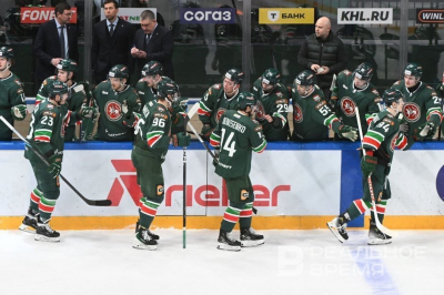 &laquo;Ак Барс&raquo; разгромил &laquo;Нефтехимик&raquo;, забросив четыре шайбы в большинстве