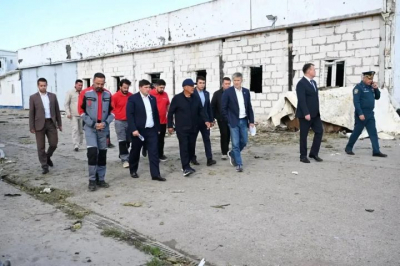 Раис Татарстана осмотрел последствия атаки на Нижнекамск