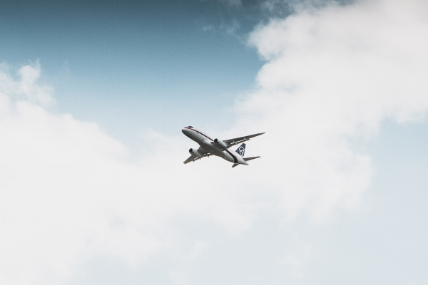 В аэропорту Котласа временно приостановили прием и выпуск самолетов