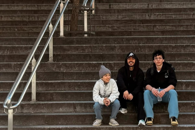 Тимур Родригез обнял повзрослевших сыновей в Испании на фоне скандалов с алиментами и новой любви