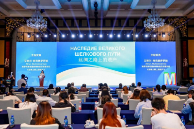 Казахстан представил экспозицию истории Шелкового пути на выставке в Китае