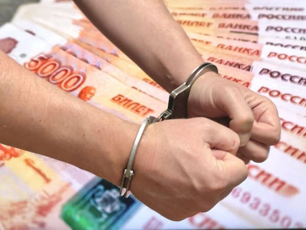 Трое студентов из Альметьевска попались на пособничестве зарубежным мошенникам