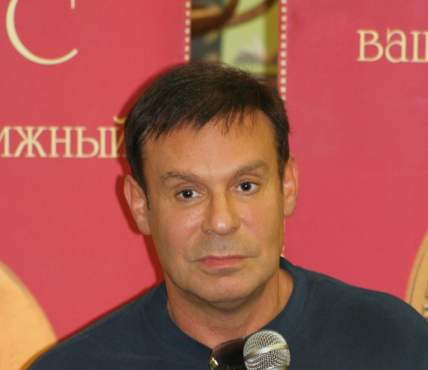 И жизнь, и слезы, и любовь: как живет Ефим Шифрин