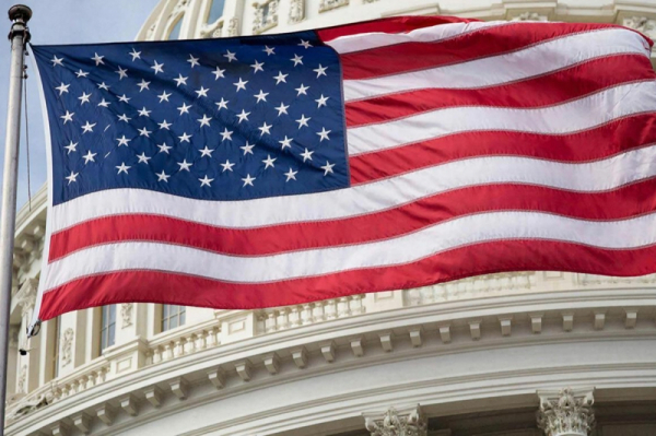 США теряют сотни миллиардов из-за Ирана: раскол в политике усиливается