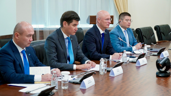 Экспортно-импортный банк Китая поддержит ключевые проекты в Казахстане