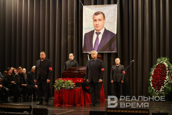 В Казани простились с главой &laquo;Главтатдортранса&raquo; Эдуардом Даниловым