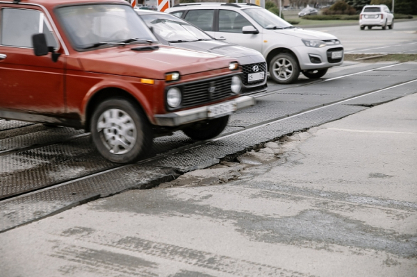 Городское дорожное предприятие Челнов распродает часть автопарка