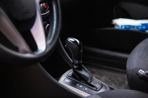 Baza: жительница Кирова нашла в машине маячок для слежки благодаря iPhone