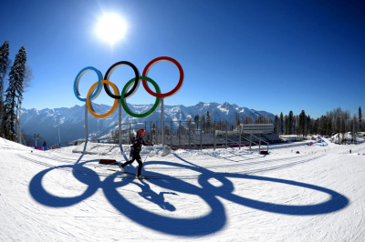 Канадский фигурист Гоголев попросил россиян болеть за него
