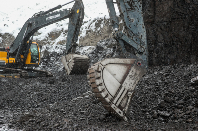 Минтруда к 2027 году сократит &laquo;неженский&raquo; список профессий