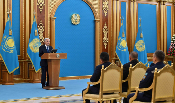 Токаев: профессия спасателя должна стать одной из самых престижных