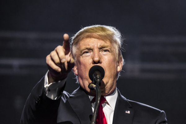 Трамп оценил заключенный оборонный союз трех арабских стран