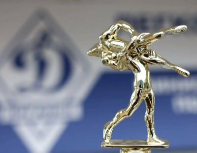 Татарстан поддержал турнир по вольной борьбе в Луганске