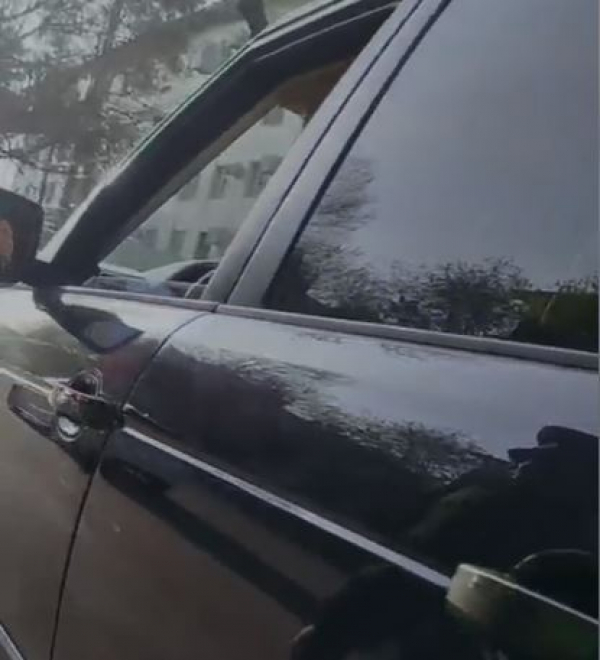 В Бишкеке пьяный водитель отказывался предъявлять документы