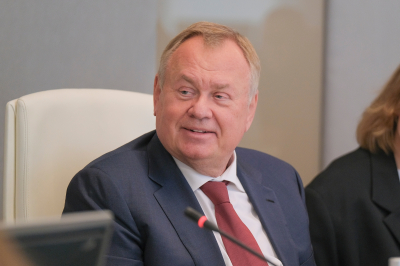 Андрей Костин рассказал, как лично протестировал оплату по QR-коду в Китае