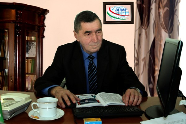 Ко Дню таджикской печати литературный обозреватель НИАТ &laquo;Ховар&raquo; подготовил советы для молодых журналистов