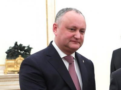 Додон призвал к досрочным выборам после отставки премьера Молдавии