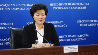 Сколько нужно зарабатывать, чтобы достойно жить в Казахстане, спросили у министра труда