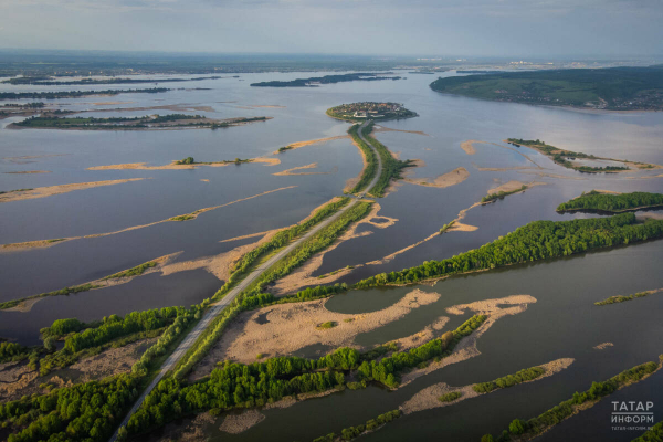 &laquo;Сначала Каспию отдаем воду, а потом наполняемся сами&raquo;: как проходит половодье на Волге
