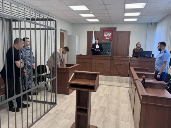 Шофер, привезший арсенал оружия в свердловскую колонию, получил жесткий приговор
